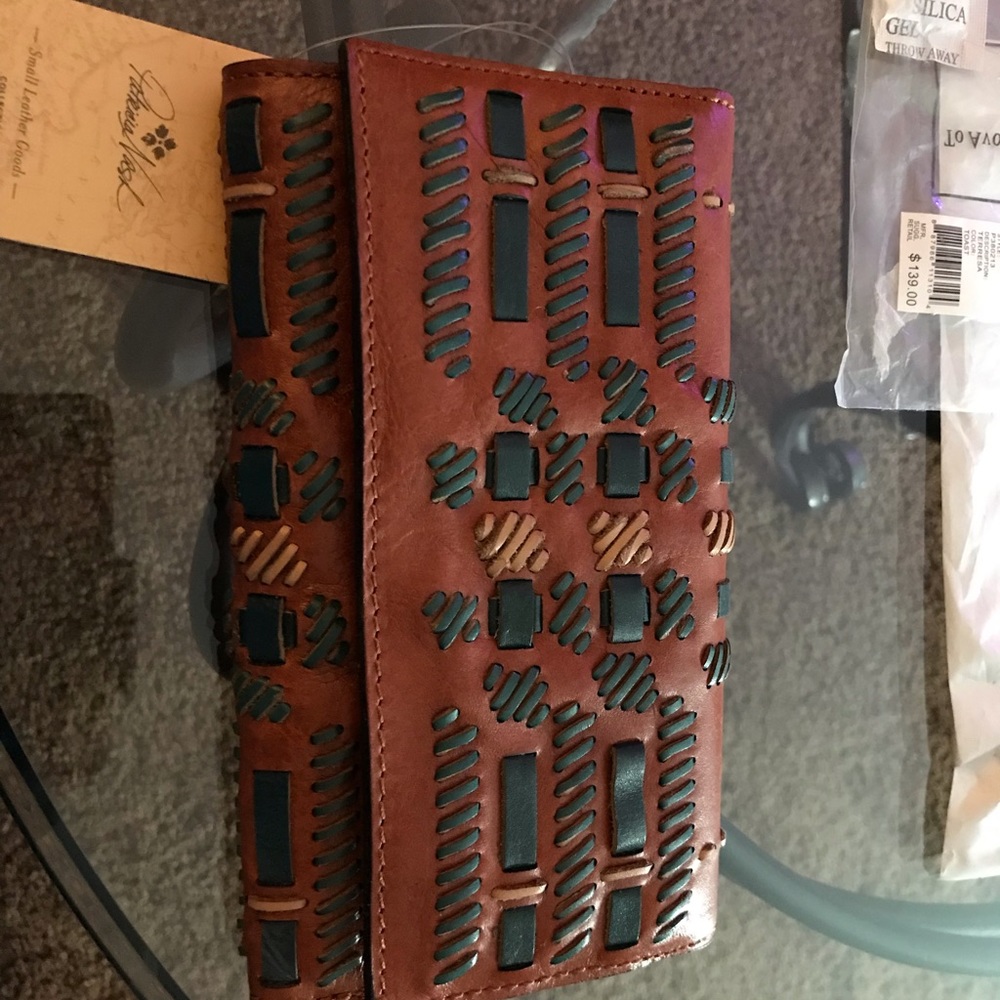 Patricia Nash NWT plaid wallet. Teresa